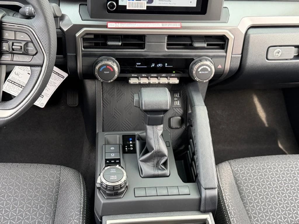 Toyota 4Runner SR5 4WD (Natl) 2026 — side view