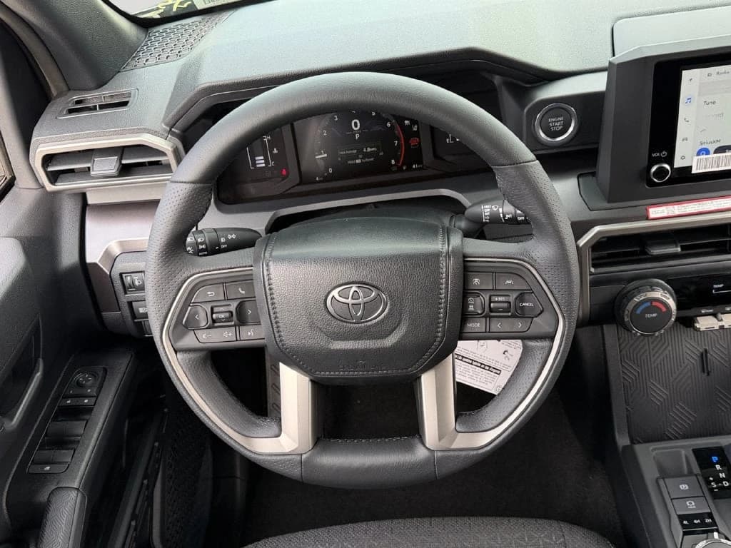 Toyota 4Runner SR5 4WD (Natl) 2026 — side view