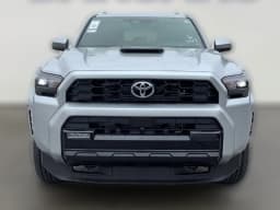Toyota 4Runner SR5 4WD (Natl) 2026 — side view
