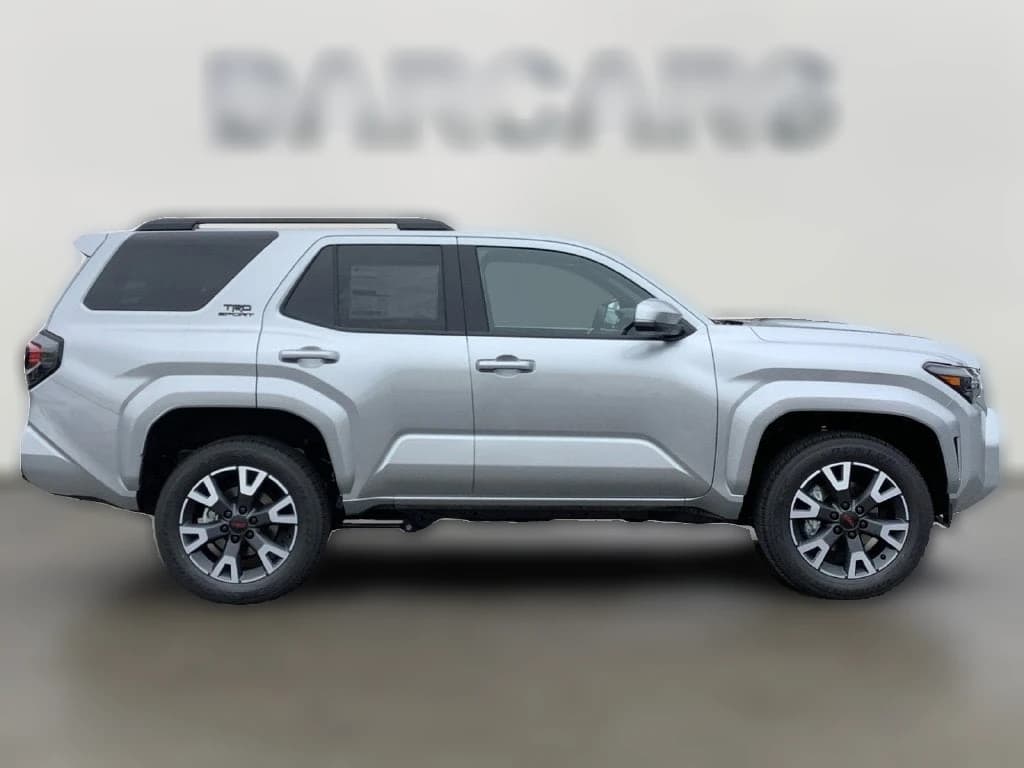 Toyota 4Runner SR5 4WD (Natl) 2026 — side view