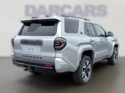 Toyota 4Runner SR5 4WD (Natl) 2026 — side view