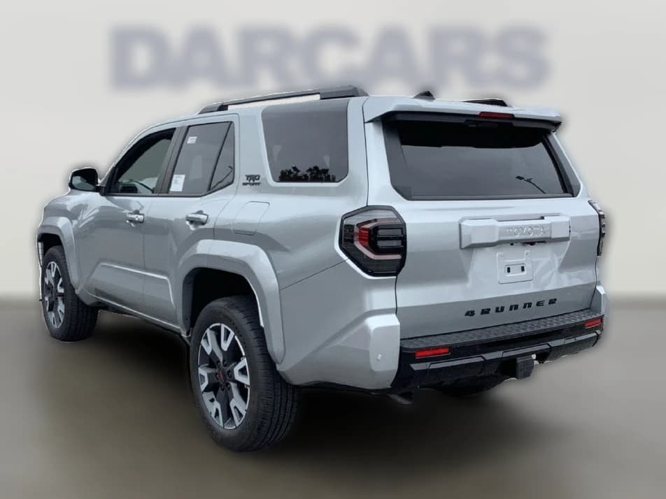 Toyota 4Runner SR5 4WD (Natl) 2026 — side view
