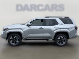 Toyota 4Runner SR5 4WD (Natl) 2026 — side view