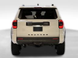 Toyota 4Runner SR5 4WD (Natl) 2026 — side view