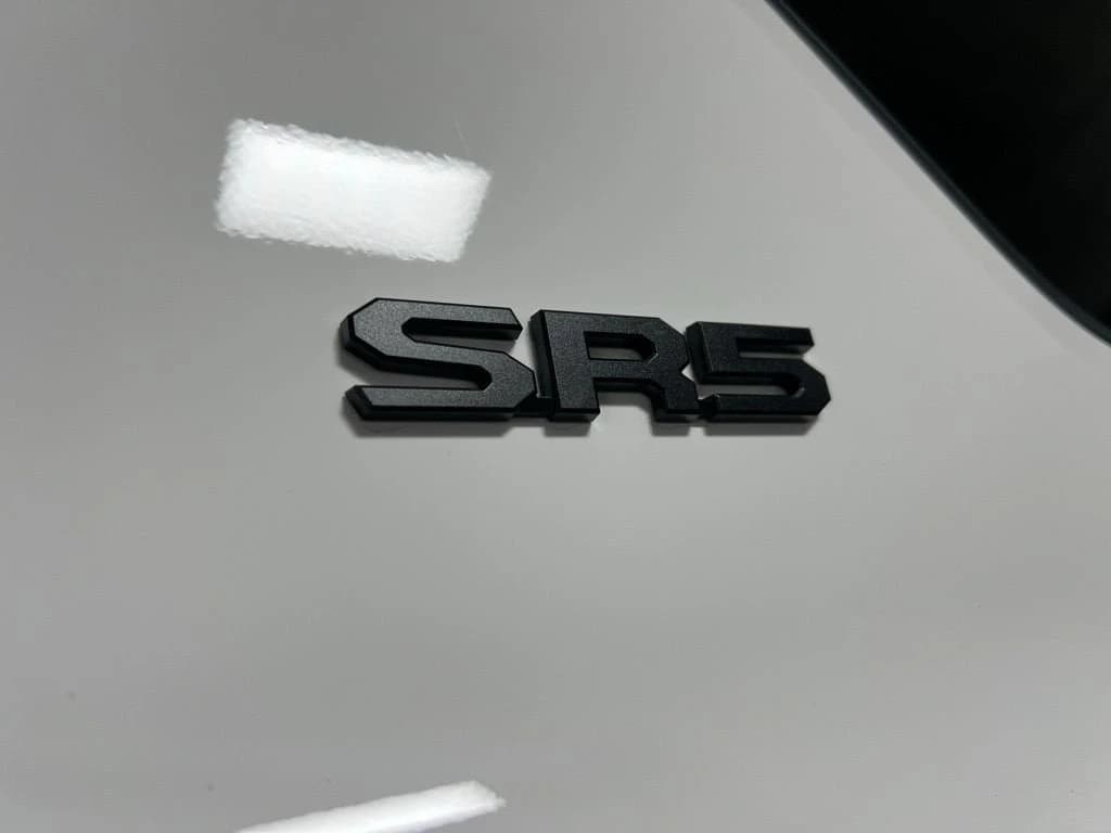 Toyota 4Runner SR5 4WD (Natl) 2026 — side view