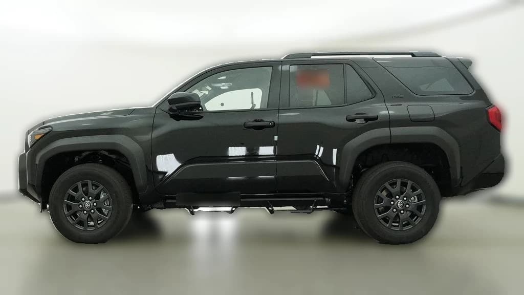 Toyota 4Runner SR5 4WD (GS) 2026 — side view