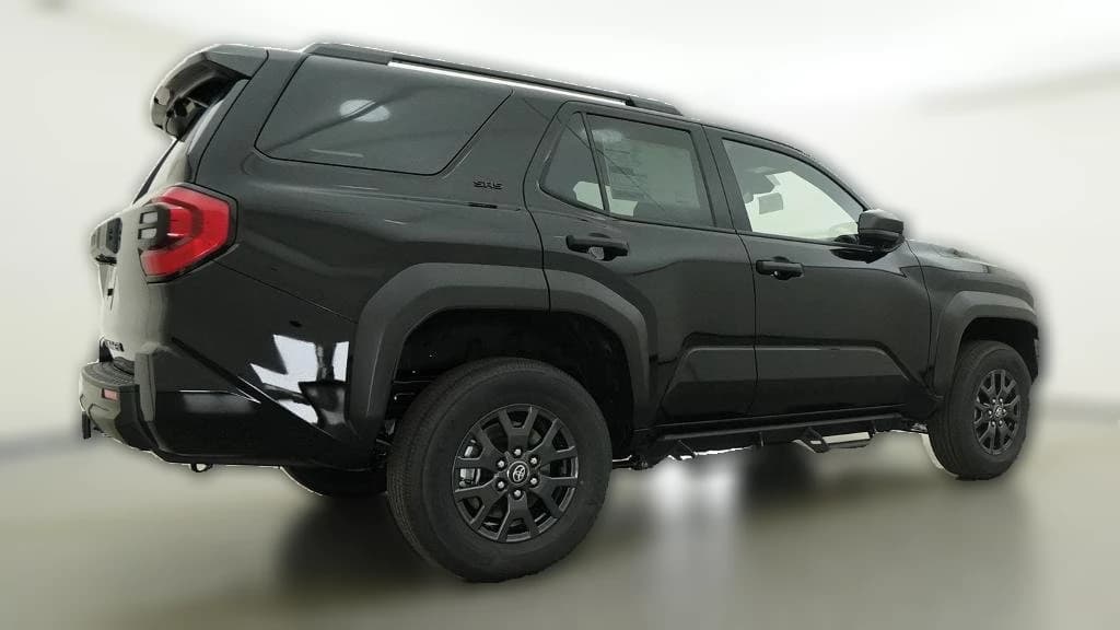 Toyota 4Runner SR5 4WD (GS) 2026 — side view
