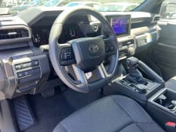 Toyota 4Runner SR5 4WD (Natl) 2026 — side view