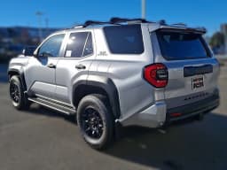 Toyota 4Runner TRD Off Road Premium 4WD (Natl) 2026 — side view