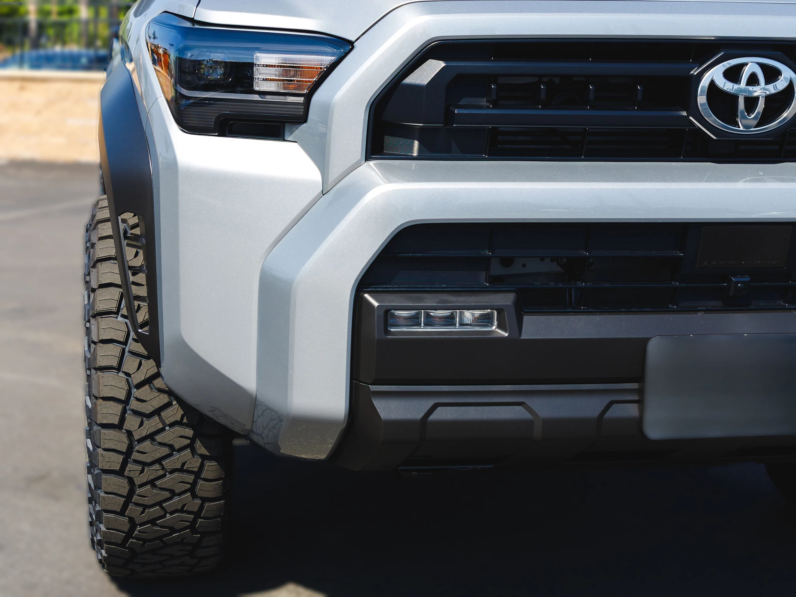 Toyota 4Runner SR5 4WD (Natl) 2026 — side view