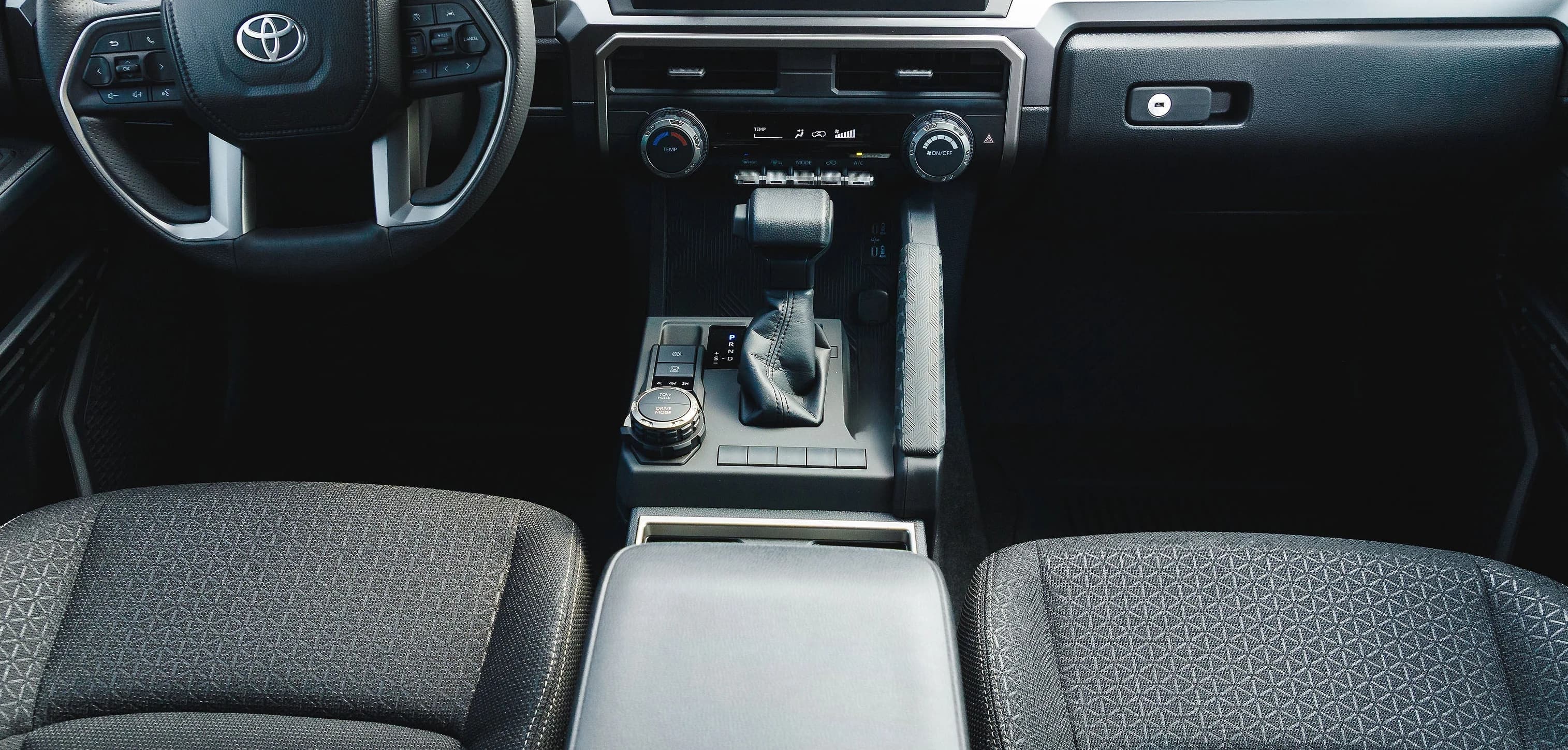 Toyota 4Runner SR5 4WD (Natl) 2026 — side view