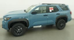 Toyota 4Runner SR5 4WD (Natl) 2026 — side view
