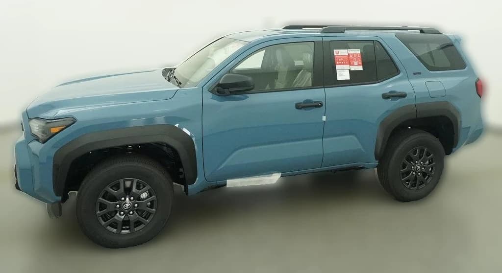 Toyota 4Runner SR5 4WD (Natl) 2026 — side view