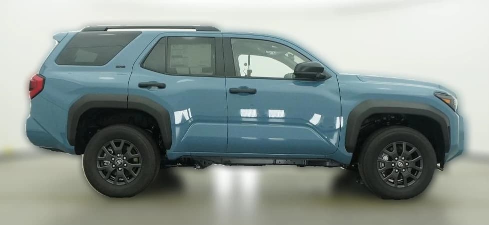 Toyota 4Runner SR5 4WD (Natl) 2026 — side view