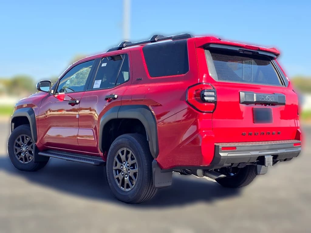 Toyota 4Runner SR5 4WD (Natl) 2026 — side view