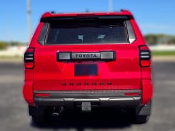 Toyota 4Runner SR5 4WD (Natl) 2026 — side view