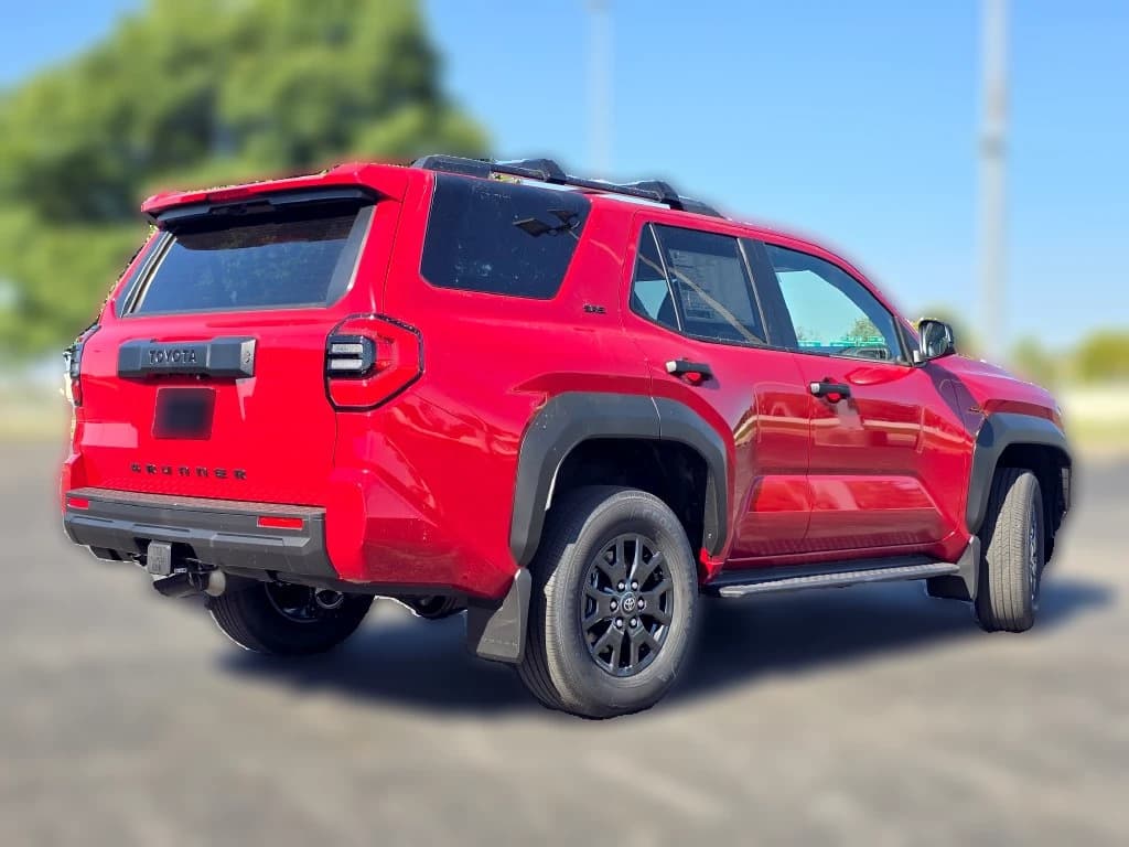 Toyota 4Runner SR5 4WD (Natl) 2026 — side view