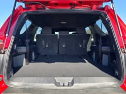 Toyota 4Runner SR5 4WD (Natl) 2026 — side view