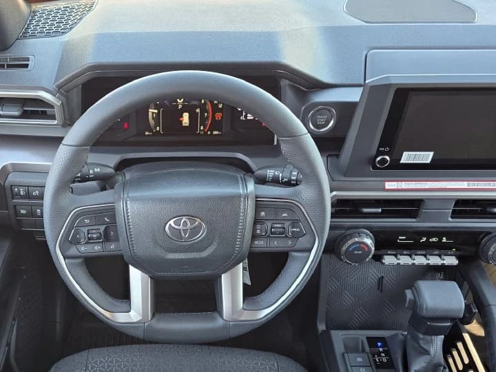 Toyota 4Runner SR5 4WD (Natl) 2026 — side view