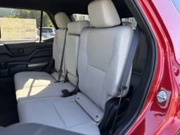 Toyota 4Runner SR5 4WD (Natl) 2026 — side view