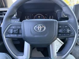 Toyota 4Runner SR5 4WD (Natl) 2026 — side view