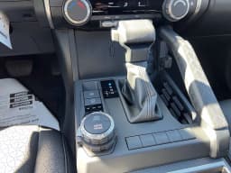 Toyota 4Runner SR5 4WD (Natl) 2026 — side view