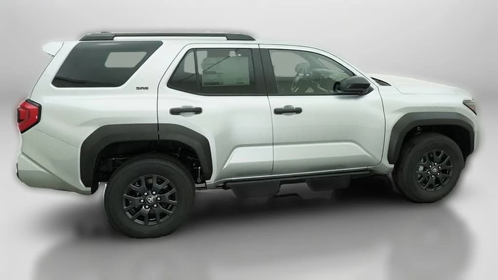Toyota 4Runner SR5 4WD (GS) 2026 — side view