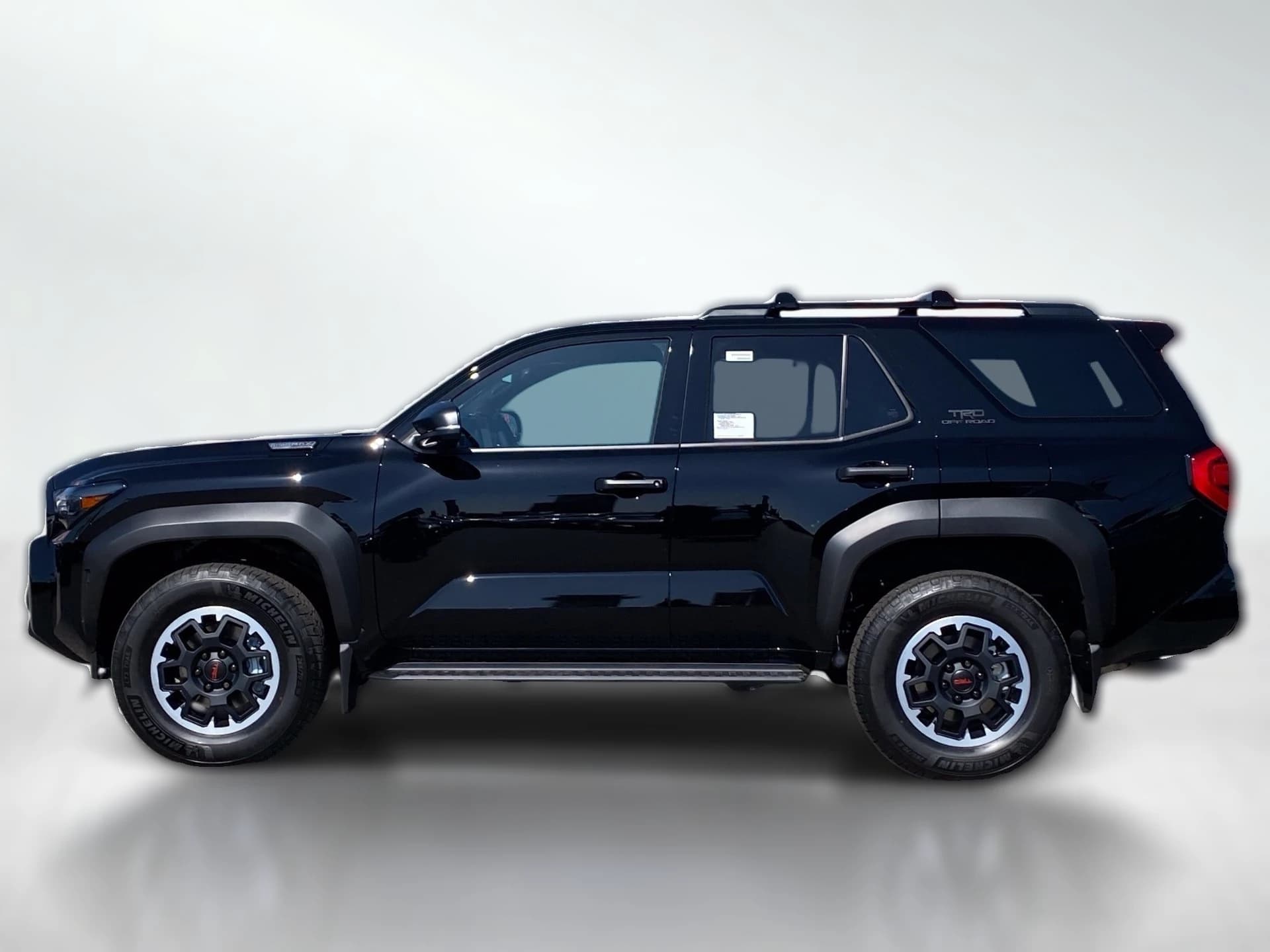 Toyota 4Runner Hybrid TRD Off Road Premium 4WD (Natl) 2026 — side view