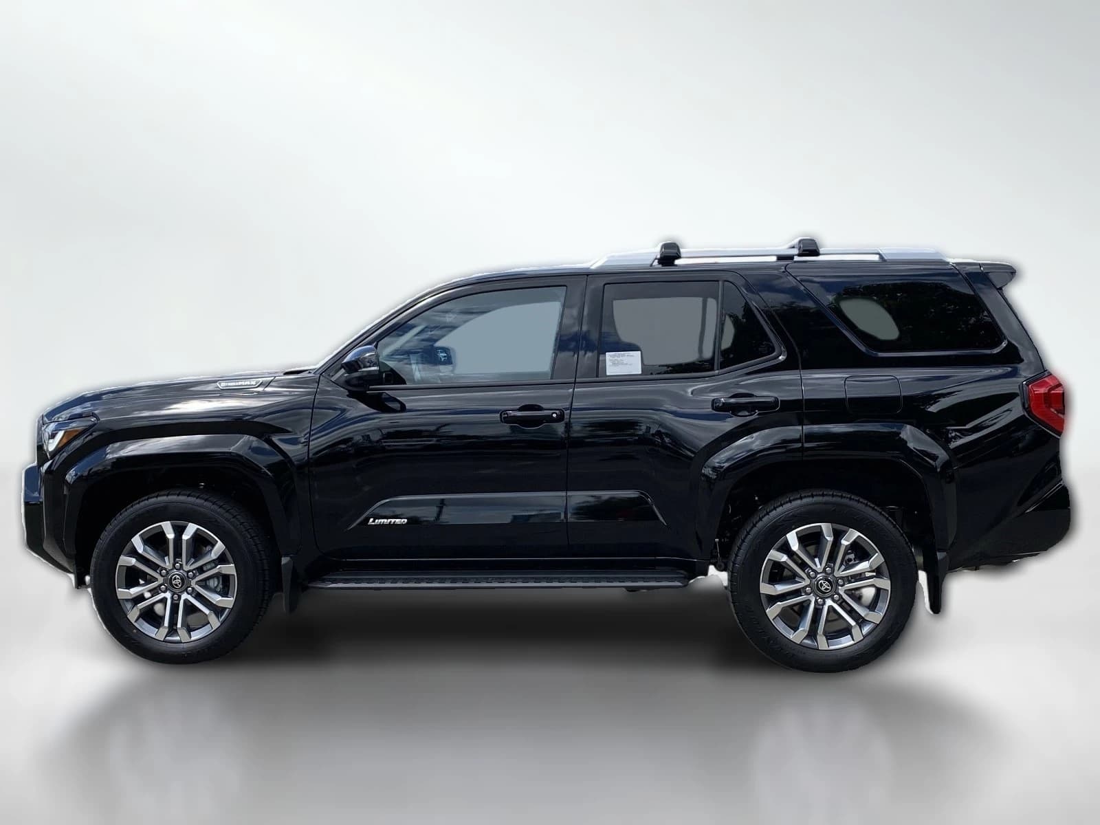 Toyota 4Runner Hybrid Limited 4WD (Natl) 2026 — side view