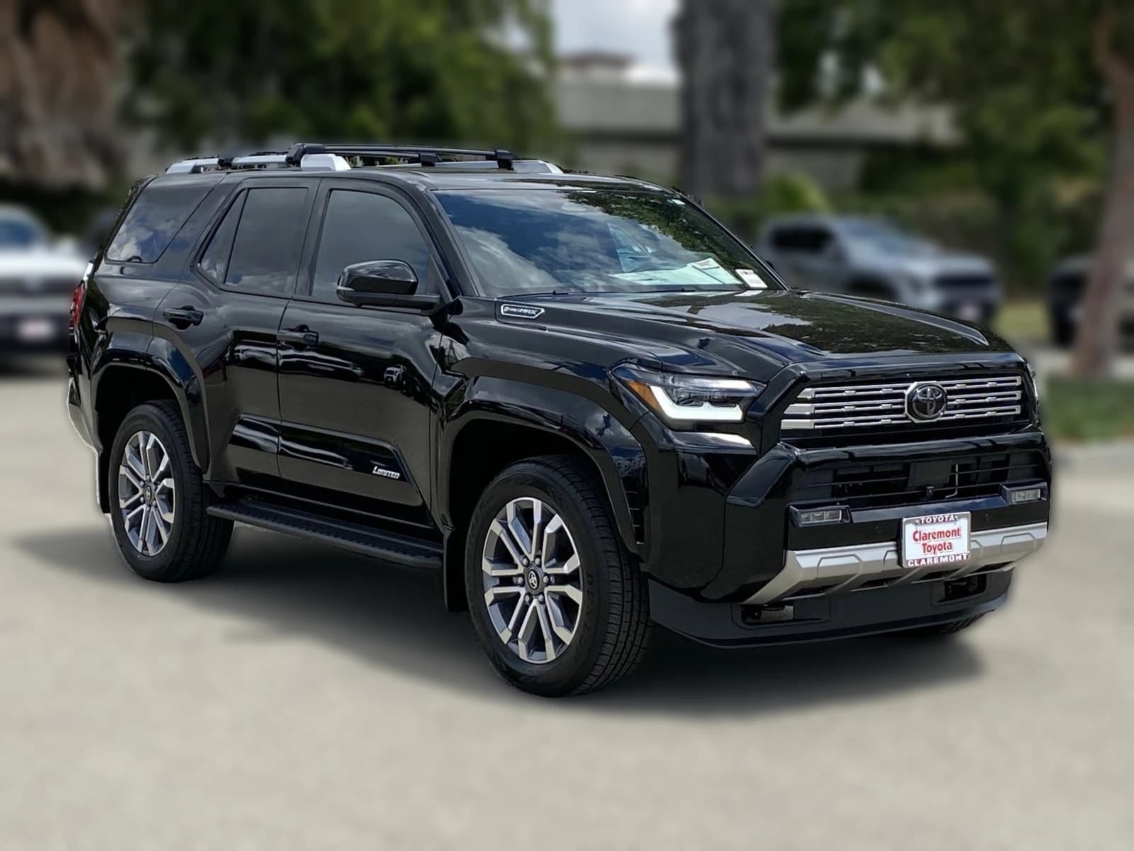 Toyota 4Runner Hybrid Limited 4WD (Natl) 2026 — side view