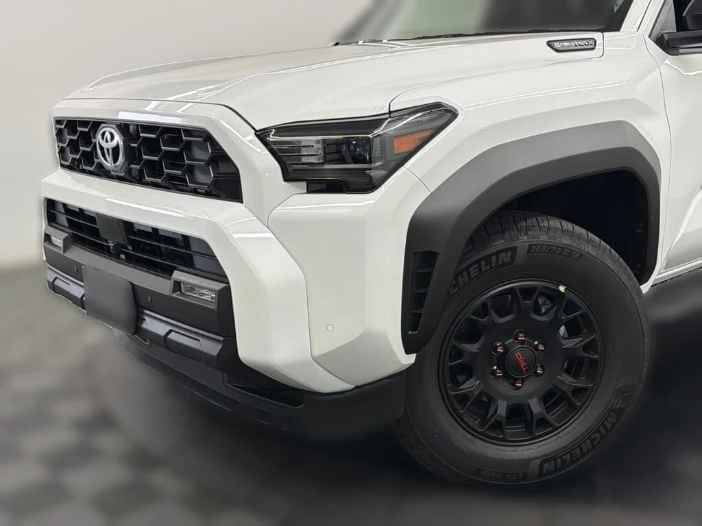 Toyota 4Runner Hybrid TRD Off Road 4WD (Natl) 2026 — side view