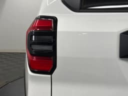 Toyota 4Runner Hybrid TRD Off Road 4WD (Natl) 2026 — side view