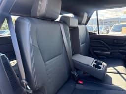 Toyota 4Runner Hybrid TRD Off Road Premium 4WD (Natl) 2026 — side view