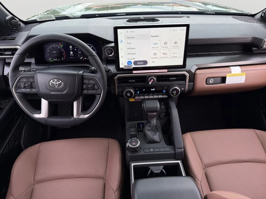 Toyota 4Runner Hybrid Limited 4WD (Natl) 2026 — side view
