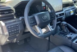 Toyota 4Runner Hybrid TRD Off Road Premium 4WD (Natl) 2026 — side view