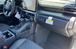 Toyota 4Runner Hybrid TRD Off Road Premium 4WD (Natl) 2026 — side view