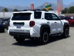 Toyota 4Runner Hybrid TRD Off Road Premium 4WD (Natl) 2026 — side view