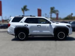 Toyota 4Runner Hybrid TRD Off Road Premium 4WD (Natl) 2026 — side view