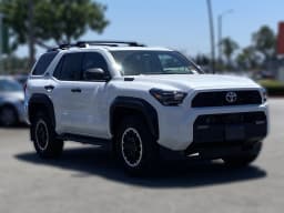 Toyota 4Runner Hybrid TRD Off Road Premium 4WD (Natl) 2026 — side view