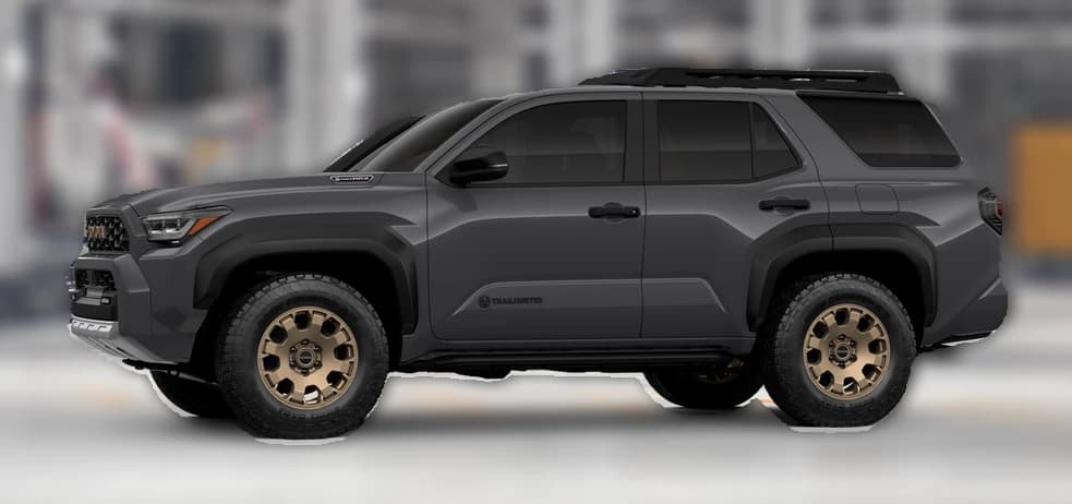 Toyota 4Runner Hybrid Trailhunter 4WD (Natl) 2026 — side view