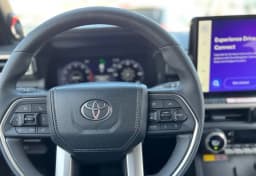 Toyota 4Runner Hybrid Platinum 4WD (Natl) 2026 — side view