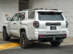 Toyota 4Runner Hybrid Platinum 4WD (Natl) 2026 — side view