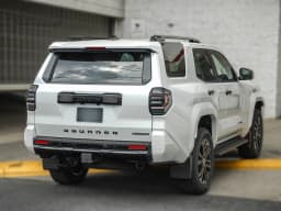 Toyota 4Runner Hybrid Platinum 4WD (Natl) 2026 — side view