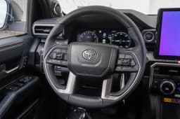 Toyota 4Runner Hybrid Platinum 4WD (Natl) 2026 — side view
