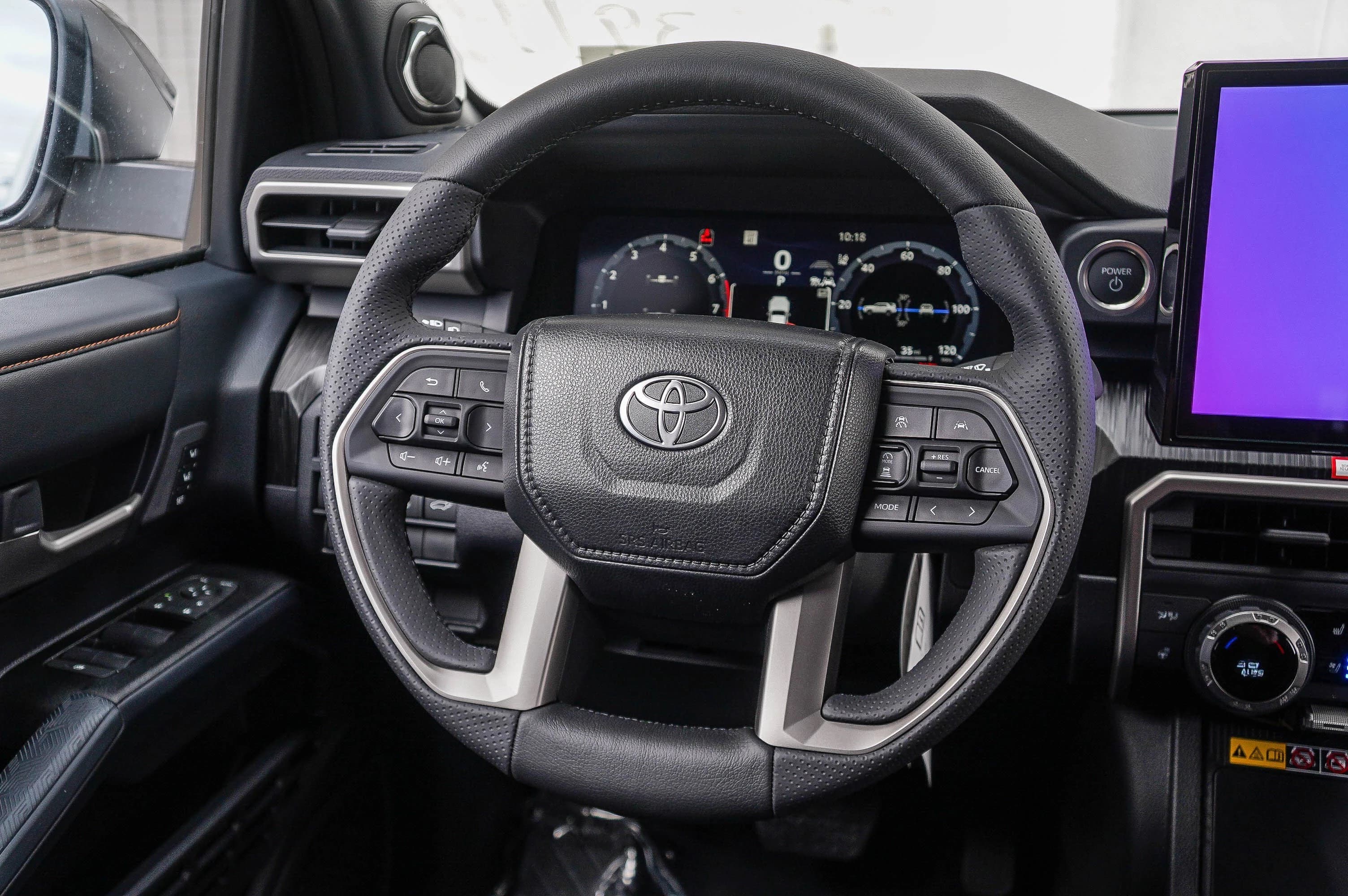 Toyota 4Runner Hybrid Platinum 4WD (Natl) 2026 — side view