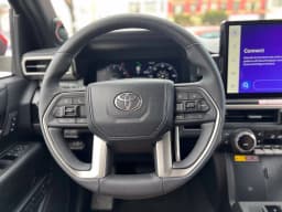 Toyota 4Runner Hybrid Limited 4WD (Natl) 2026 — side view