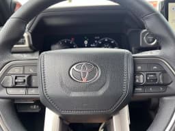 Toyota 4Runner Hybrid Limited 4WD (Natl) 2026 — side view