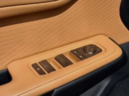 Lexus ES ES 350e Premium FWD 2026 — side view