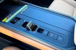 Lexus ES ES 350e Premium FWD 2026 — side view