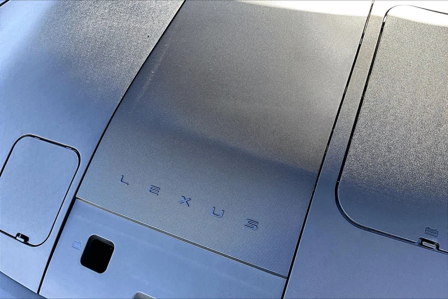 Lexus ES ES 350e Premium FWD 2026 — side view